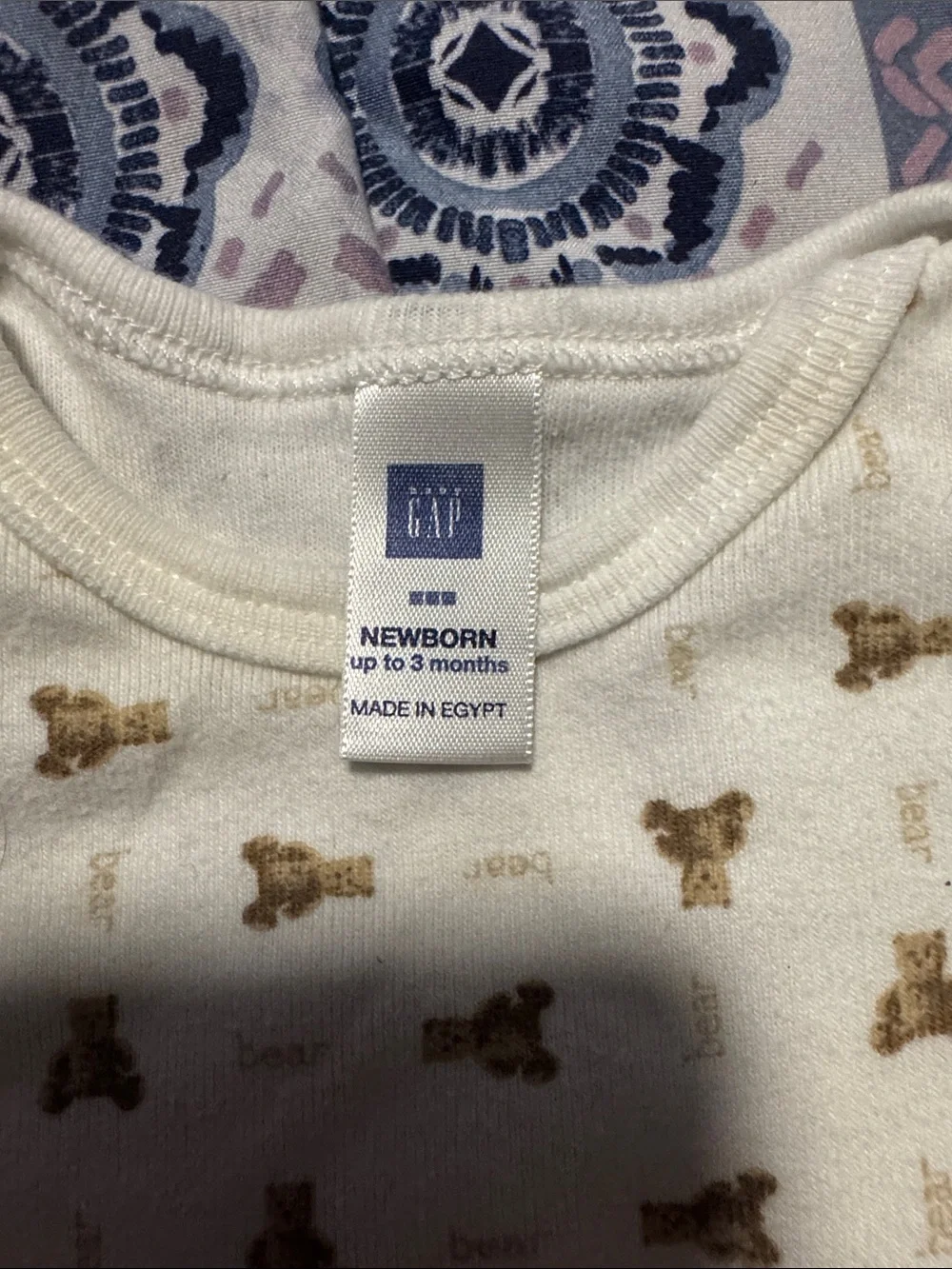 GAP Cream Baby Bodysuit with Brown Bear Print